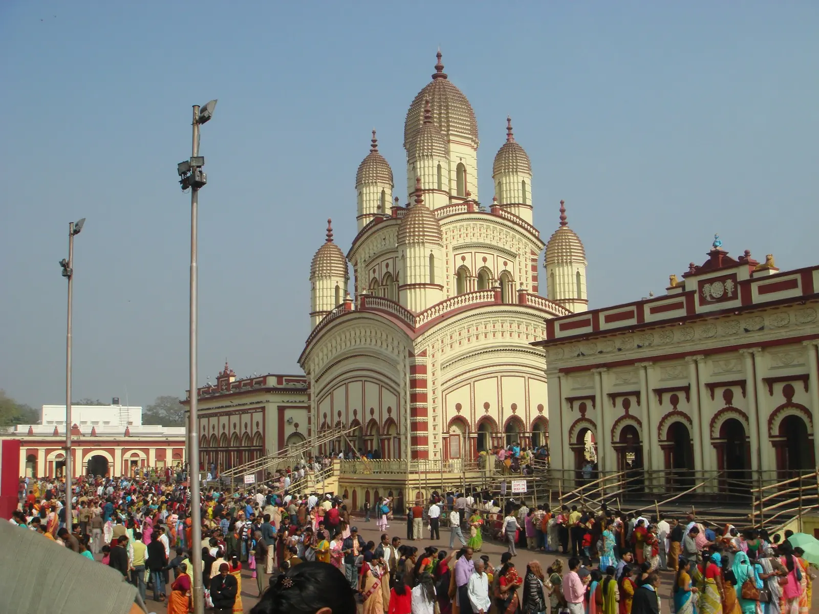 A crowd outside a temple in Kolkata